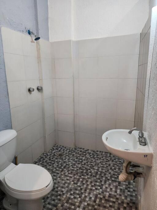 Small Studio Apt 5Min To Dt! Zihuatanejo Exterior foto